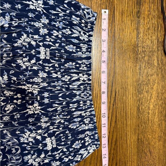 Max Studio Navy Blue Floral Skirt Size XS - Picture 2 of 4